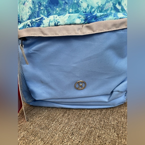 ❣️🆕Layer 8 Girls Blue Tie Dye Water Resistant Backpack ❣️ - Picture 3 of 11